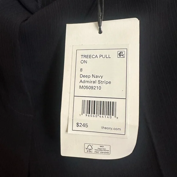 NWT Crepe cropped Trouser Pant